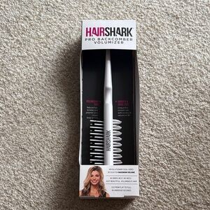 Hair Shark Dual-Sided Pro Backcomber Volumizer - White